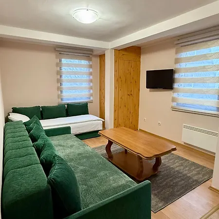 Kuca Elbrus 자호리나