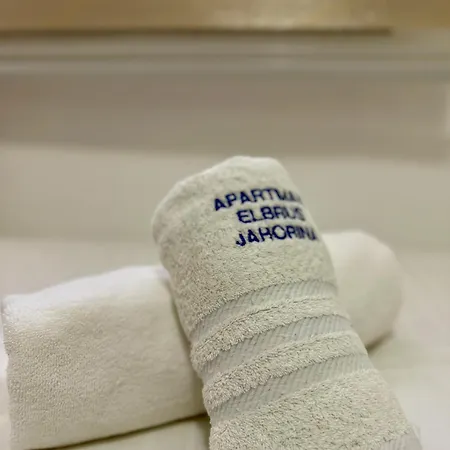 Kuca Elbrus 아파트 자호리나