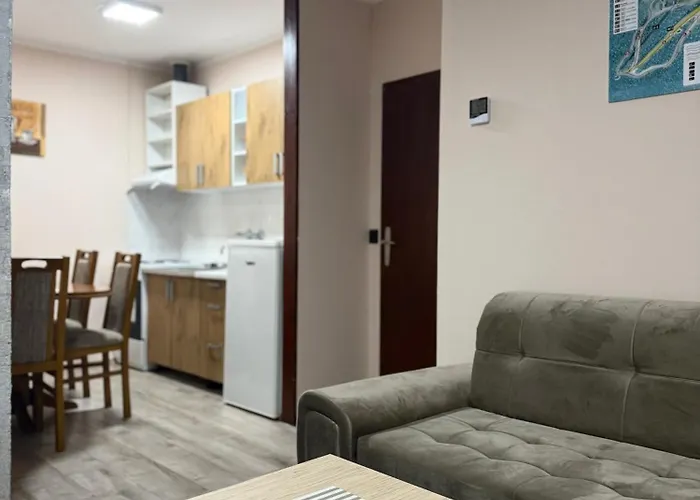 Kuca Elbrus 亚霍里纳