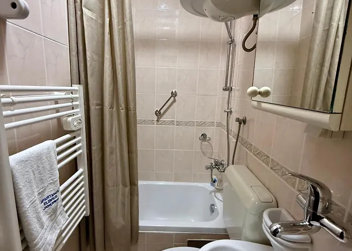 Kuca Elbrus 亚霍里纳